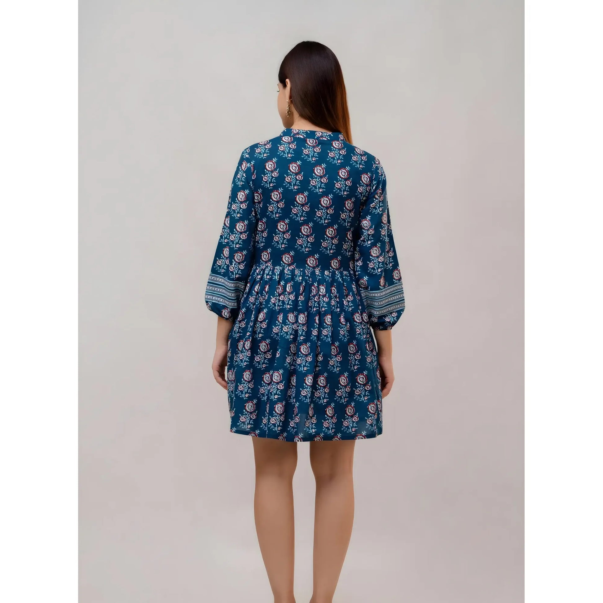 +4 More Stylish Graceful Women Dresses
