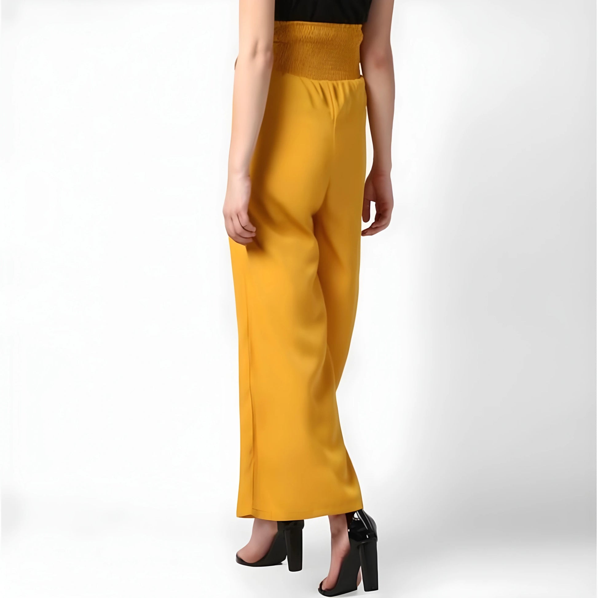 Raina Solid Trousers
