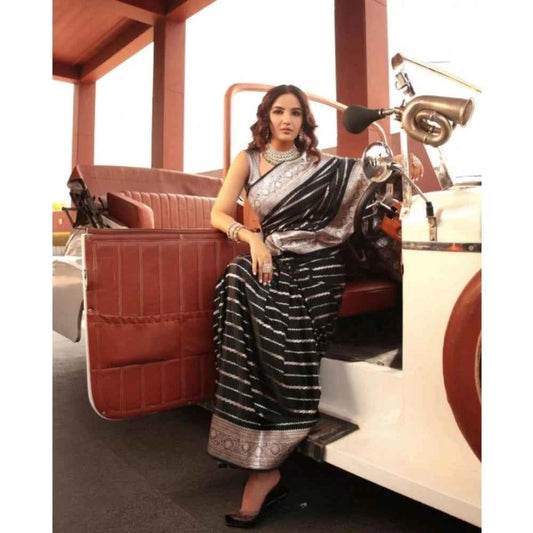 Onyx Nadia Silk Saree with Unstitched Blouse 5.5 m