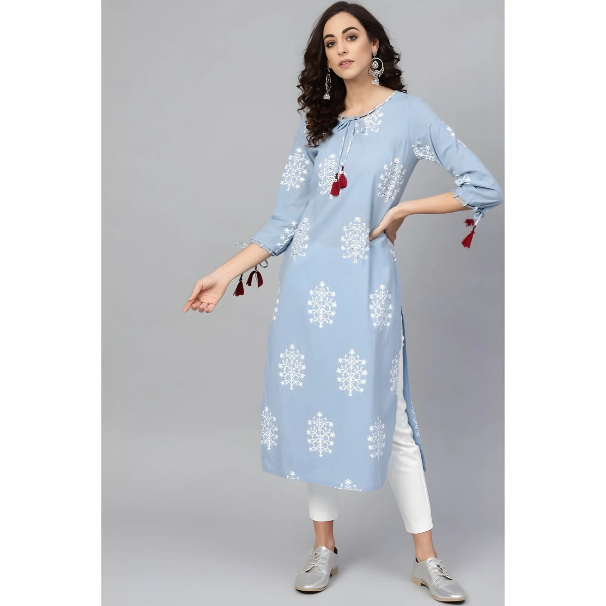 Women's Casual 3/4 Th Sleeve Embroidery Cambric Cotton Kurti (blue) | Women Signature Collection