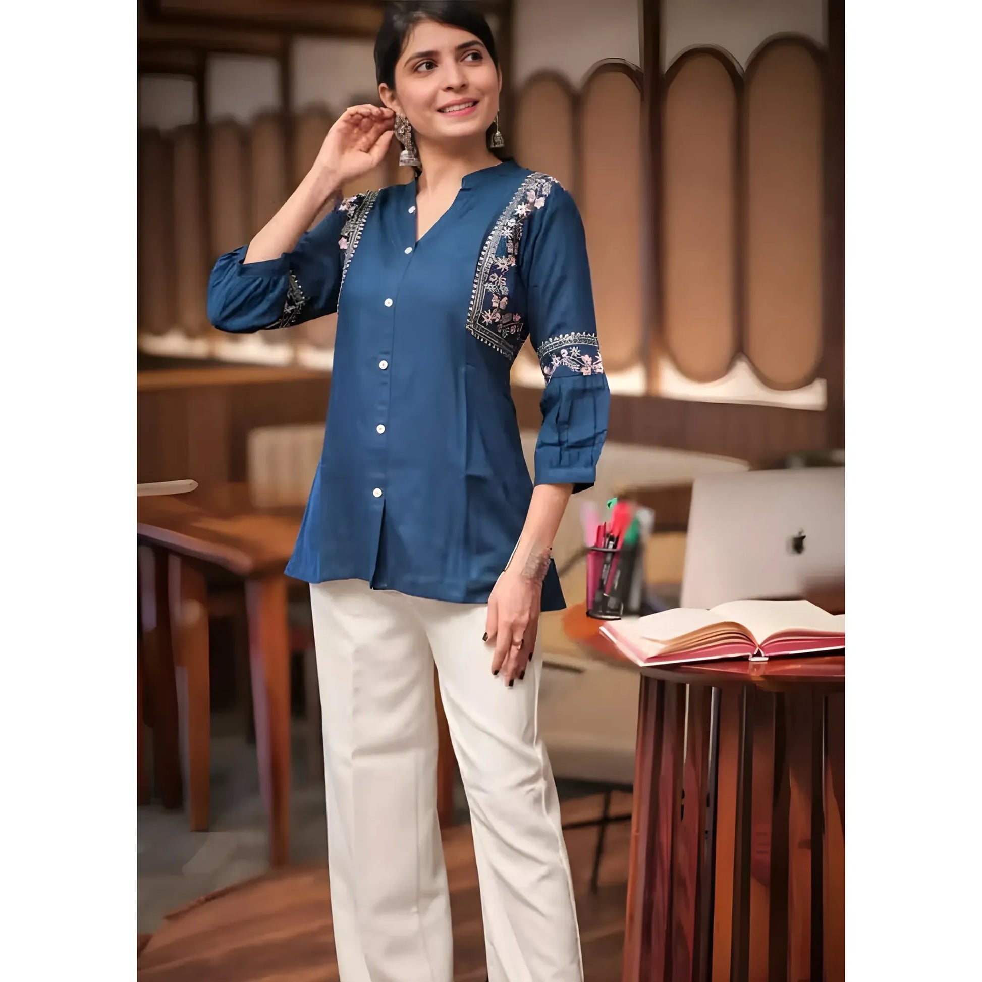 Iris Solid Top