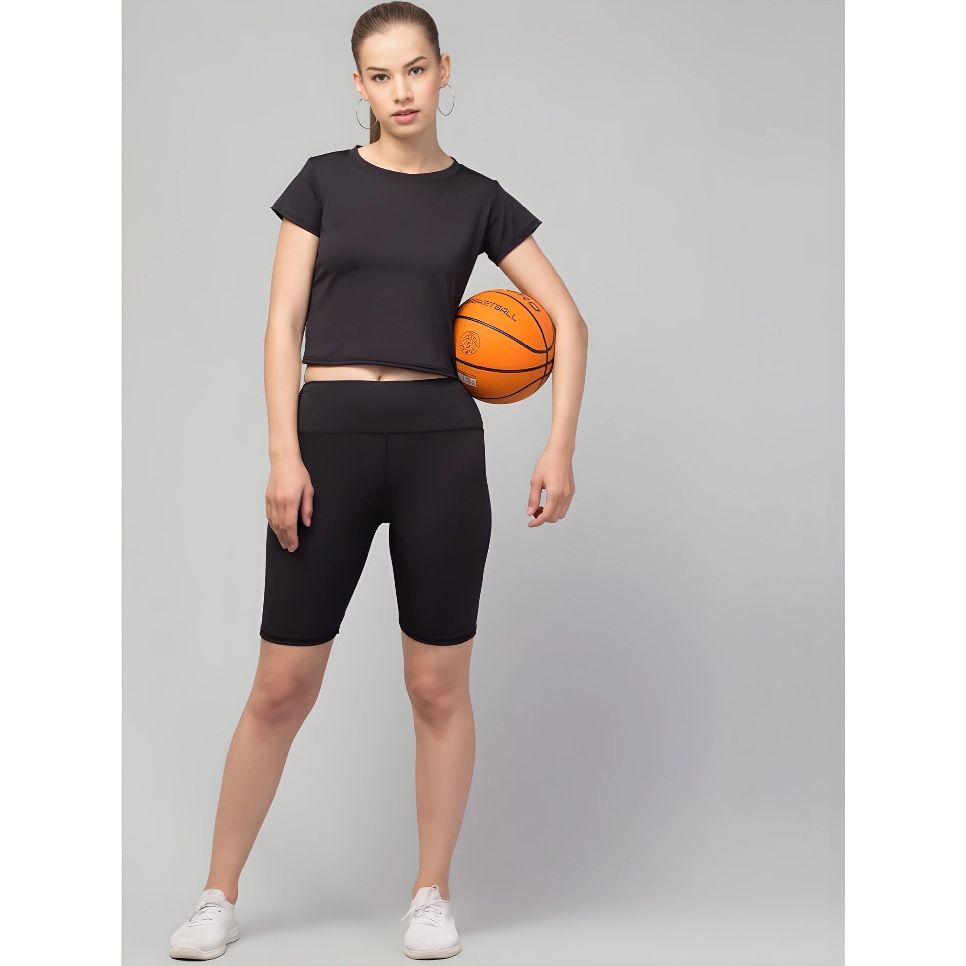 Pia Solid Shorts