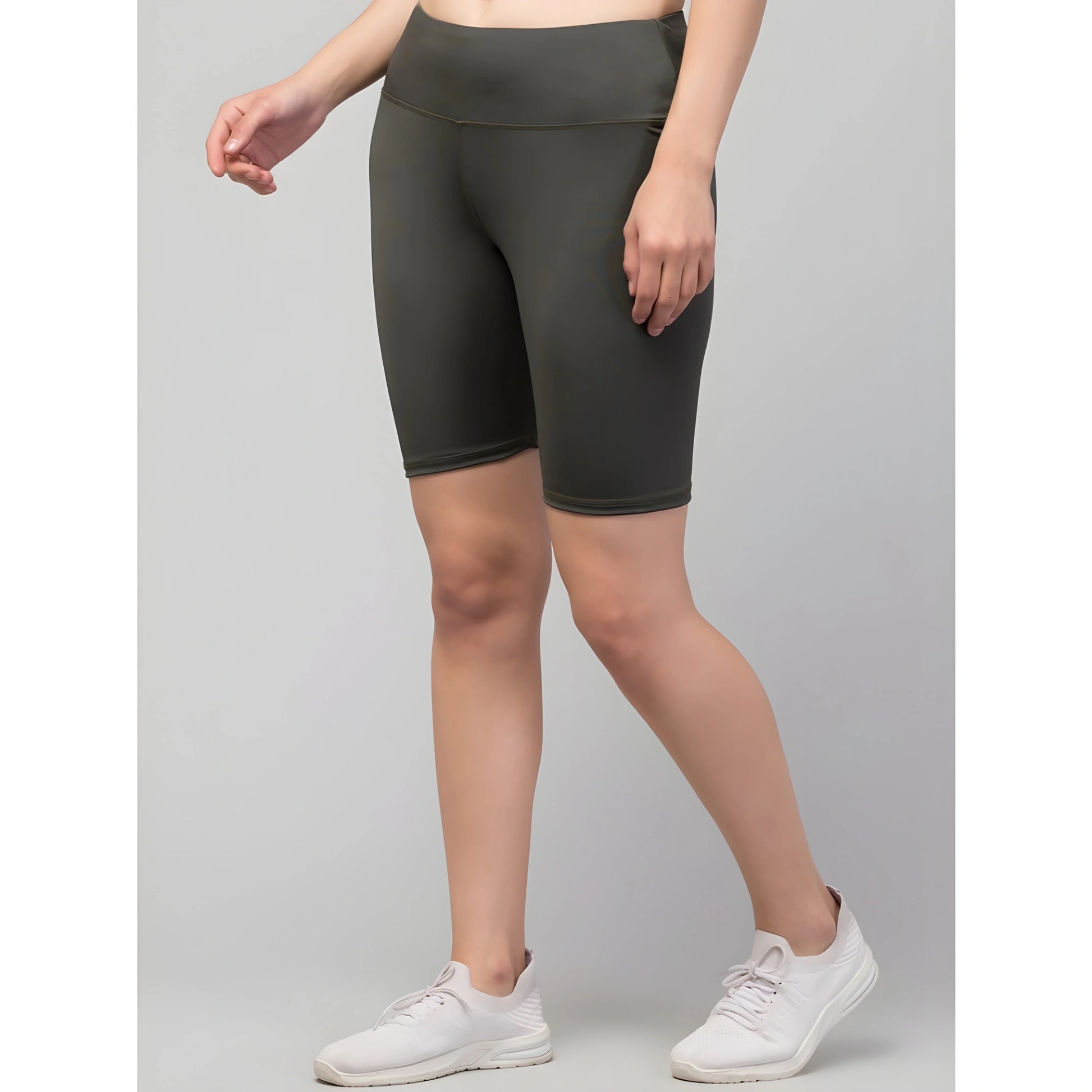 Raya Solid Shorts