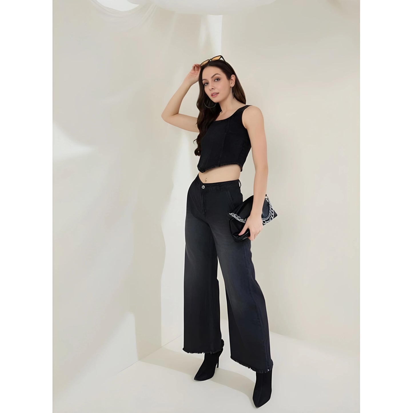 Noir Solid Top